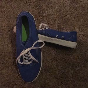 American 🦅 Outfitters sneakers. Men 11. Donated